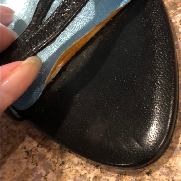 Donated 9/13/25. Exchange by Charles David Heels with Flaws 7.5 - Picture 3 of 16